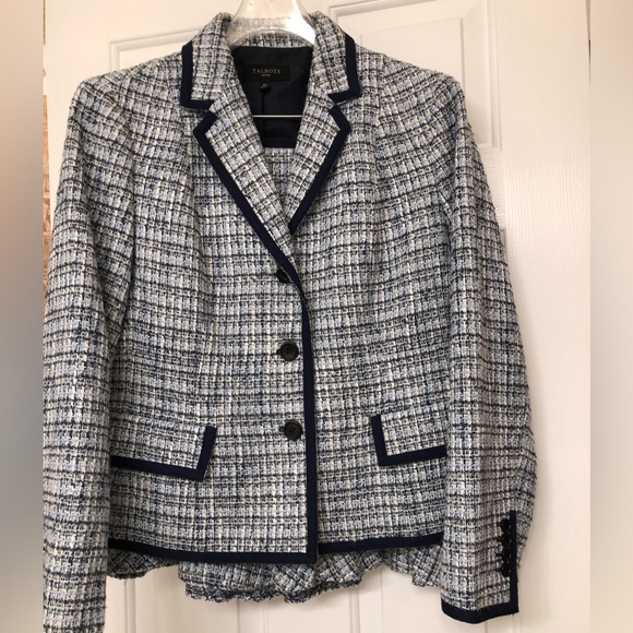 Talbots Dresses & Skirts - Talbots two piece jacket and skirt suit NWOT 16P